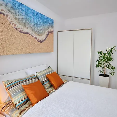 Rezulak Solna B104 204 303 Apartment *