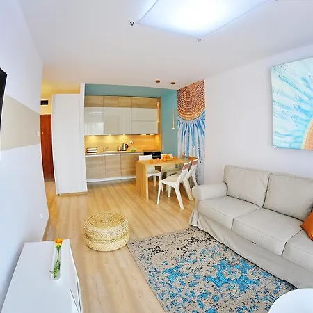 Rezulak Solna B104 204 303 Apartment