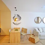 아파트 Rezulak Solna B104 204 303